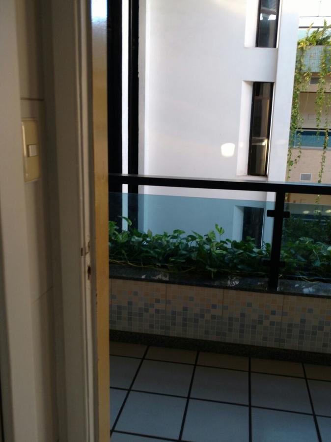 Flat Avenida Oceânica Barra Salvador Exterior foto