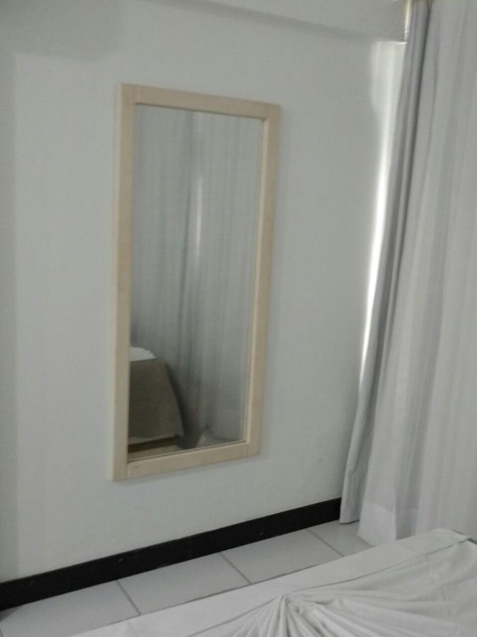 Flat Avenida Oceânica Barra Salvador Exterior foto
